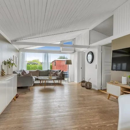 Dom wakacyjny Karin - 300m From The Sea By Interhome Frederikshavn